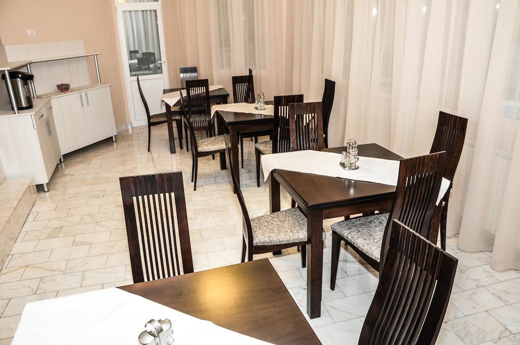 Pensiunea Sangria Arad Exterior foto