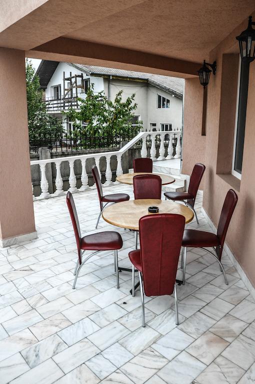 Pensiunea Sangria Arad Exterior foto